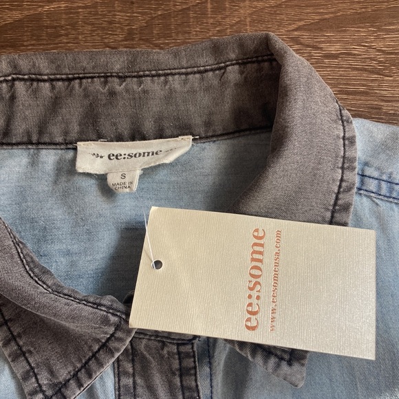 NWT EESome Small CONTRAST TENCEL DENIM TOP Blue & Gray - Picture 4 of 9